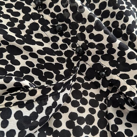 Banana Republic black dot silk blouse - Picture 4 of 5